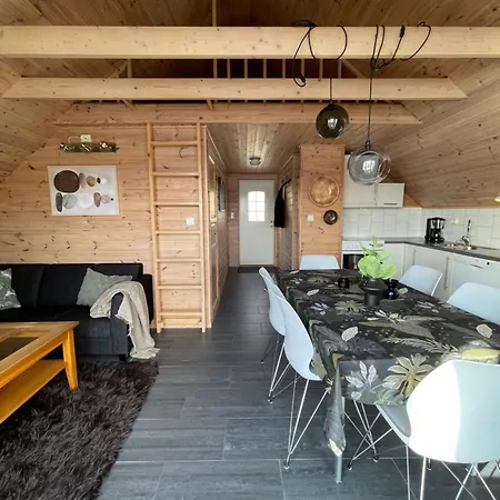Selvag By The Sea Including Small Boat Apartment