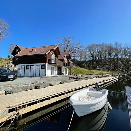 Selvag By The Sea Including Small Boat